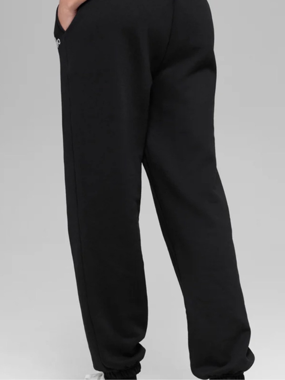 alo Yoga Accolade Jogger Sweatpants Black - Picture 4 of 14